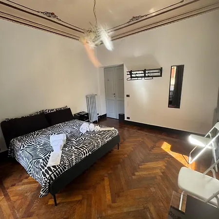 Hiphosnbedroom Genoa