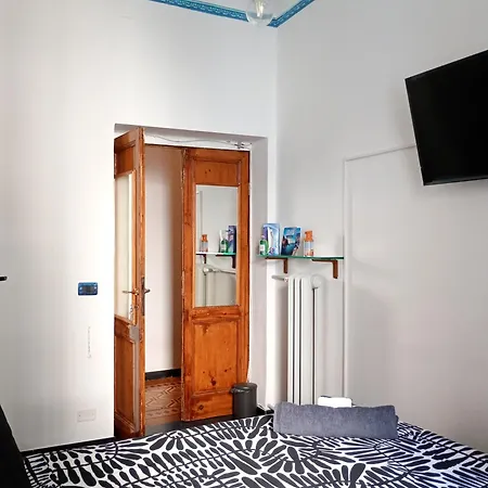 Hiphosnbedroom Guest house Genoa